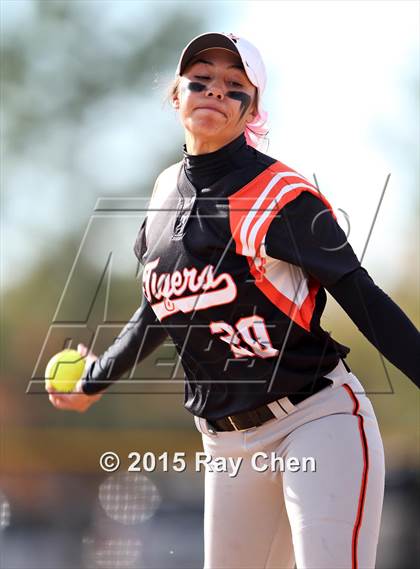 Thumbnail 1 in Eaton vs. Sterling (CHSAA 3A Semifinal) photogallery.
