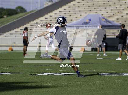 Thumbnail 1 in MacArthur @ Cypress Ridge photogallery.