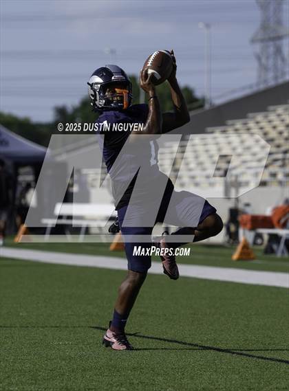 Thumbnail 1 in MacArthur @ Cypress Ridge photogallery.