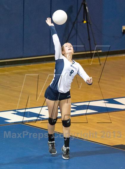Thumbnail 3 in Newsome @ Riverview photogallery.