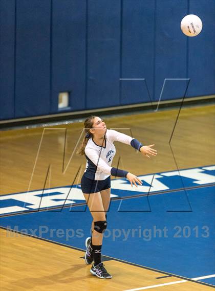 Thumbnail 1 in Newsome @ Riverview photogallery.