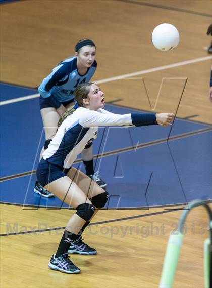 Thumbnail 2 in Newsome @ Riverview photogallery.