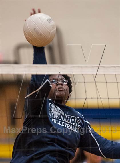 Thumbnail 2 in RHAM vs. Platt (CIAC Class L Quarterfinal) photogallery.