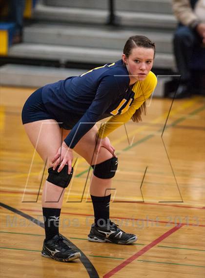 Thumbnail 1 in RHAM vs. Platt (CIAC Class L Quarterfinal) photogallery.