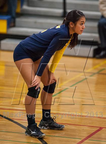 Thumbnail 2 in RHAM vs. Platt (CIAC Class L Quarterfinal) photogallery.