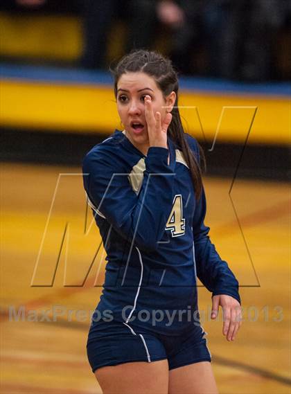 Thumbnail 1 in RHAM vs. Platt (CIAC Class L Quarterfinal) photogallery.
