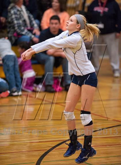 Thumbnail 1 in RHAM vs. Platt (CIAC Class L Quarterfinal) photogallery.