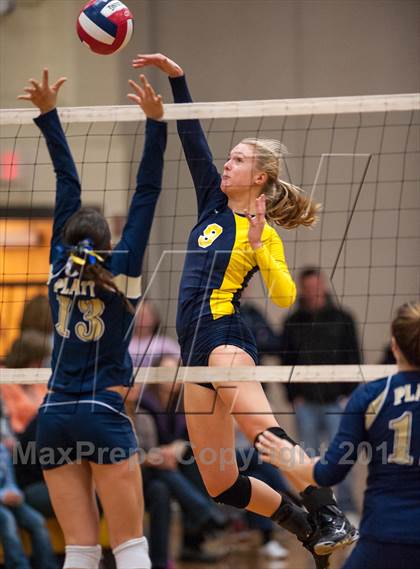 Thumbnail 3 in RHAM vs. Platt (CIAC Class L Quarterfinal) photogallery.