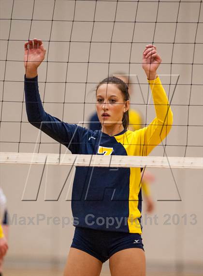 Thumbnail 1 in RHAM vs. Platt (CIAC Class L Quarterfinal) photogallery.