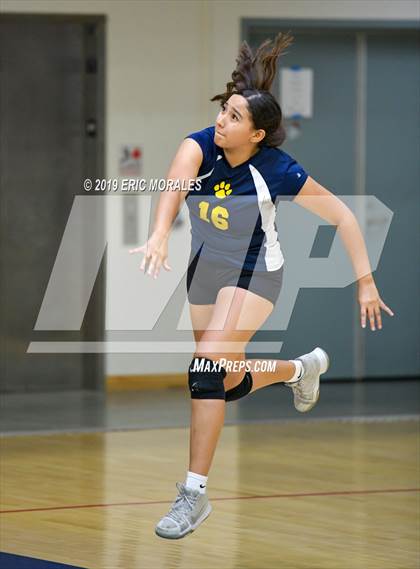 Thumbnail 2 in Sweetwater vs Morse (Montgomery Varsity Tournament) photogallery.