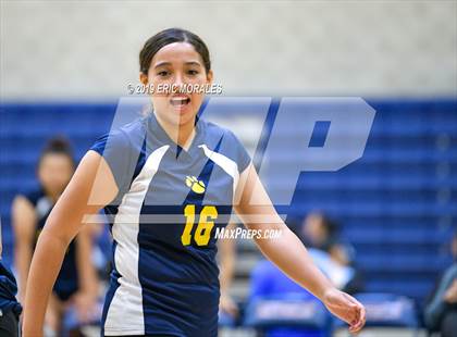 Thumbnail 2 in Sweetwater vs Morse (Montgomery Varsity Tournament) photogallery.