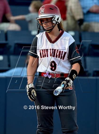 Thumbnail 3 in West Lincoln vs South Granville (NCHSAA 2A Final Game 3) photogallery.