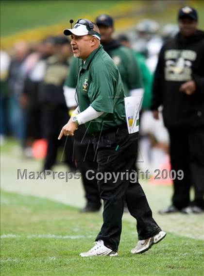 Thumbnail 1 in Narbonne vs. Crenshaw (CIF LA City Section D1 Final) photogallery.