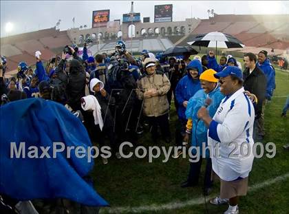 Thumbnail 3 in Narbonne vs. Crenshaw (CIF LA City Section D1 Final) photogallery.