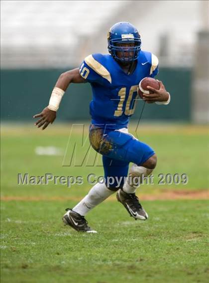 Thumbnail 3 in Narbonne vs. Crenshaw (CIF LA City Section D1 Final) photogallery.