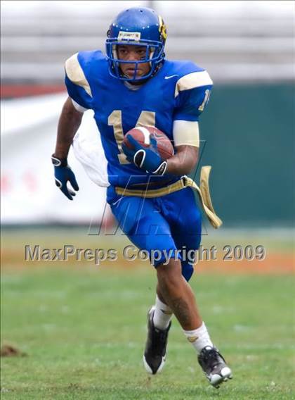 Thumbnail 2 in Narbonne vs. Crenshaw (CIF LA City Section D1 Final) photogallery.