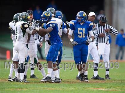 Thumbnail 1 in Narbonne vs. Crenshaw (CIF LA City Section D1 Final) photogallery.