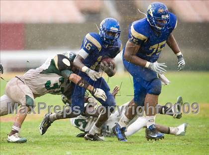 Thumbnail 1 in Narbonne vs. Crenshaw (CIF LA City Section D1 Final) photogallery.