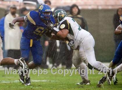 Thumbnail 1 in Narbonne vs. Crenshaw (CIF LA City Section D1 Final) photogallery.