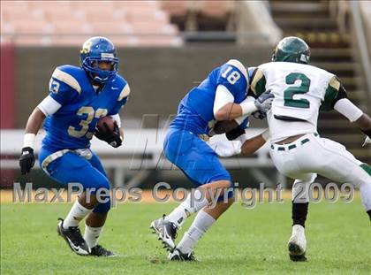 Thumbnail 1 in Narbonne vs. Crenshaw (CIF LA City Section D1 Final) photogallery.
