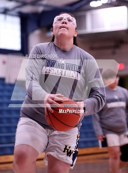 Thumbnail 1 in Salpointe Catholic @ Flowing Wells photogallery.