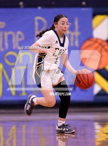 Thumbnail 2 in Salpointe Catholic @ Flowing Wells photogallery.