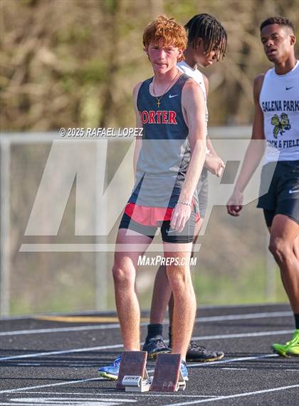 Thumbnail 2 in Spartan Relays (300M Hurdles) photogallery.