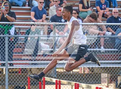 Thumbnail 3 in Spartan Relays (300M Hurdles) photogallery.