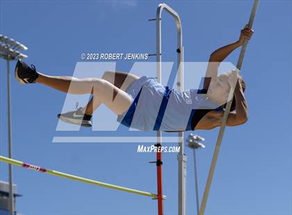 Thumbnail 2 in Kalani Invitational photogallery.
