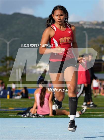 Thumbnail 3 in Kalani Invitational photogallery.