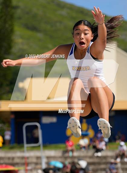 Thumbnail 1 in Kalani Invitational photogallery.