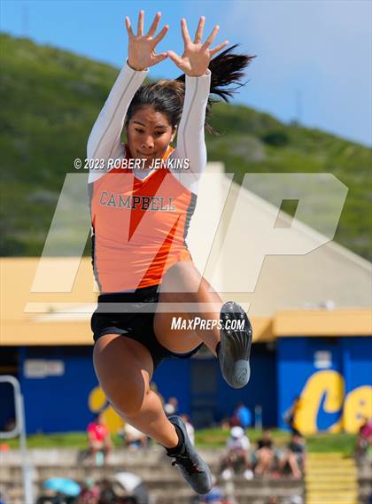 Thumbnail 1 in Kalani Invitational photogallery.