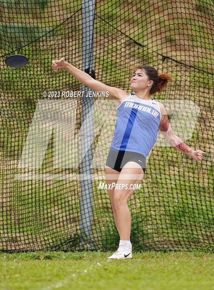 Thumbnail 1 in Kalani Invitational photogallery.