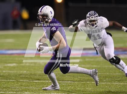 Thumbnail 3 in Pickerington Central vs. Elder (OHSAA D1 Final)  photogallery.