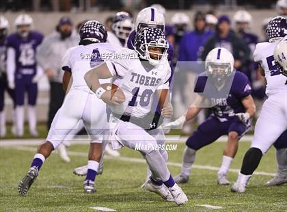 Thumbnail 1 in Pickerington Central vs. Elder (OHSAA D1 Final)  photogallery.