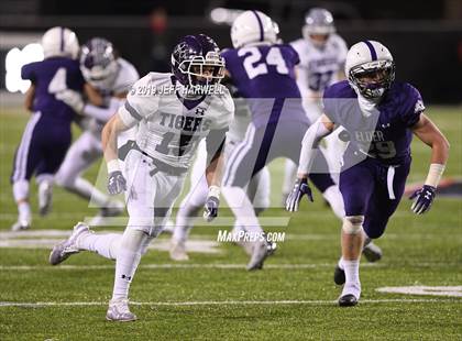 Thumbnail 3 in Pickerington Central vs. Elder (OHSAA D1 Final)  photogallery.