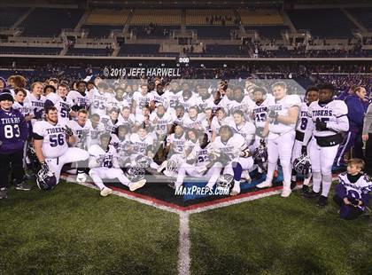 Thumbnail 1 in Pickerington Central vs. Elder (OHSAA D1 Final)  photogallery.