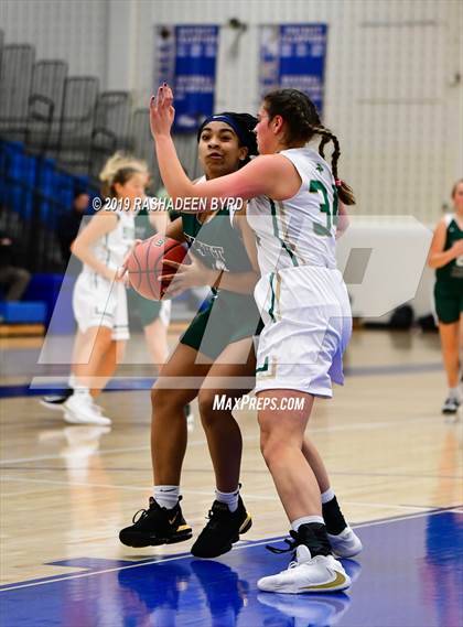 Thumbnail 1 in Flint Hill vs. Langley (Rebel Run Classic) photogallery.
