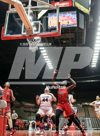 Thumbnail 3 in Strathmore vs. East Bakersfield (CIF D5 Central Section Championship) photogallery.