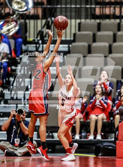 Thumbnail 3 in Strathmore vs. East Bakersfield (CIF D5 Central Section Championship) photogallery.