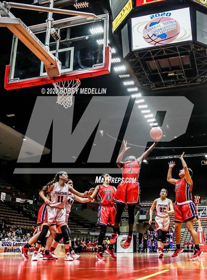 Thumbnail 2 in Strathmore vs. East Bakersfield (CIF D5 Central Section Championship) photogallery.