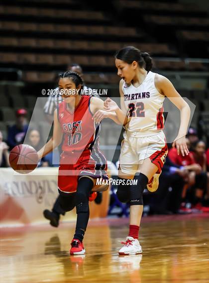 Thumbnail 3 in Strathmore vs. East Bakersfield (CIF D5 Central Section Championship) photogallery.
