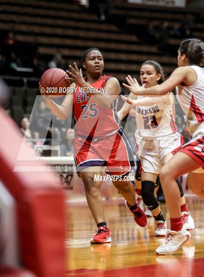 Thumbnail 3 in Strathmore vs. East Bakersfield (CIF D5 Central Section Championship) photogallery.