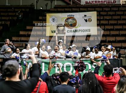 Thumbnail 2 in Strathmore vs. East Bakersfield (CIF D5 Central Section Championship) photogallery.