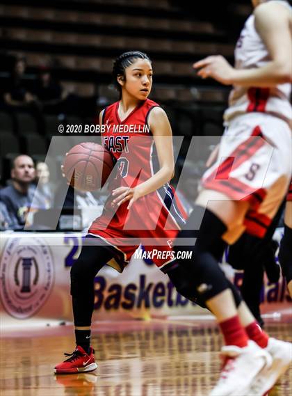 Thumbnail 2 in Strathmore vs. East Bakersfield (CIF D5 Central Section Championship) photogallery.