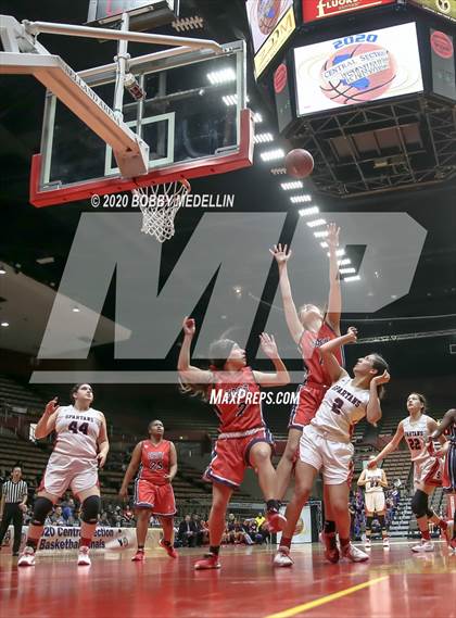 Thumbnail 2 in Strathmore vs. East Bakersfield (CIF D5 Central Section Championship) photogallery.