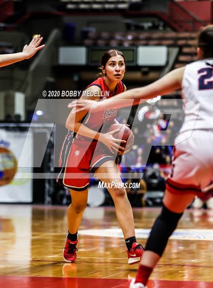 Thumbnail 3 in Strathmore vs. East Bakersfield (CIF D5 Central Section Championship) photogallery.