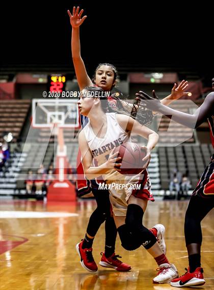 Thumbnail 3 in Strathmore vs. East Bakersfield (CIF D5 Central Section Championship) photogallery.