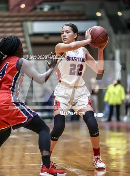 Thumbnail 1 in Strathmore vs. East Bakersfield (CIF D5 Central Section Championship) photogallery.