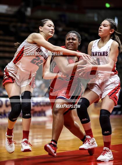 Thumbnail 1 in Strathmore vs. East Bakersfield (CIF D5 Central Section Championship) photogallery.